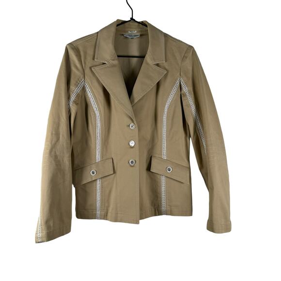 St. John Jackets & Blazers - ST JOHN SPORT Marie Gray Tan Short 3-Button Blazer w/Crochet Trim Size P 2